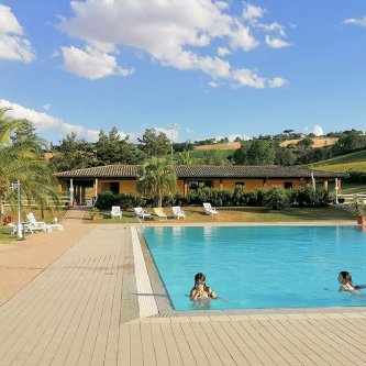 Area Piscina - Tenuta Il Giogo